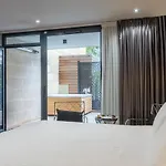 Отель Le Palais Gallien & 5*