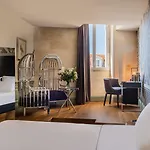 Le Palais Gallien & Отель Бордо