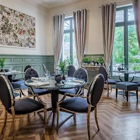 Hotell Le Palais Gallien & 5*