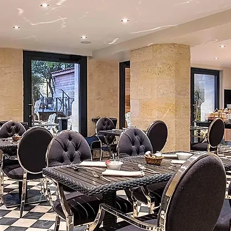 Le Palais Gallien & Hotel 5*