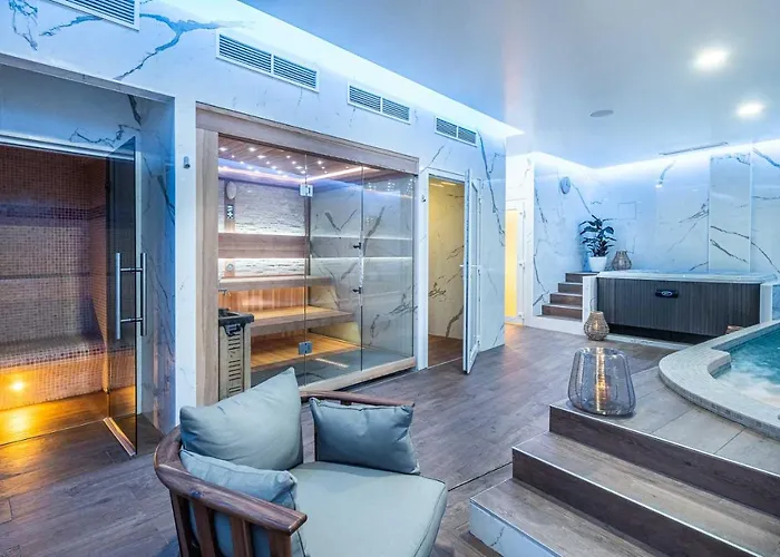 Le Palais Gallien & Hotel Bordeaux