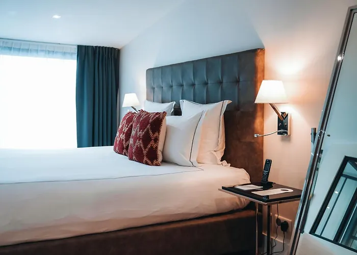 Le Palais Gallien & Hotel