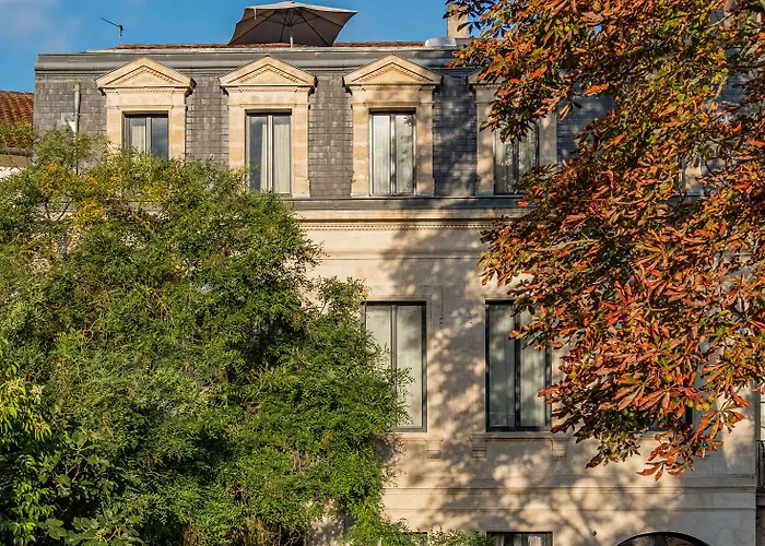 Le Palais Gallien & Hotel 5*