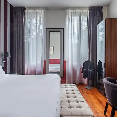 Le Palais Gallien & Hotel 5*