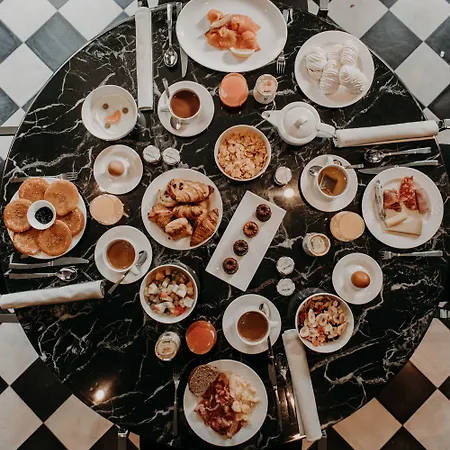 Отель Le Palais Gallien &