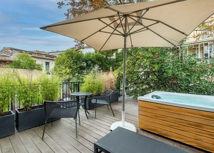 Le Palais Gallien & Hotel 5*